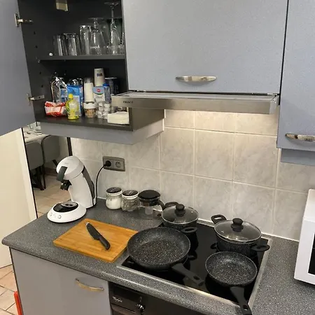 Gezellige 1 Slaapkamer, 3pers,strand,zee 50m Oostende