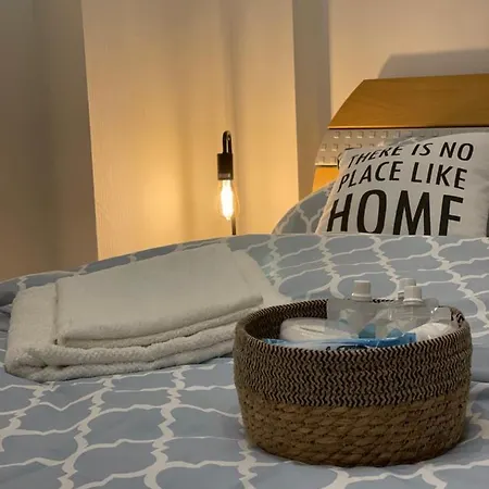 Gezellige 1 Slaapkamer, 3pers,strand,zee 50m *