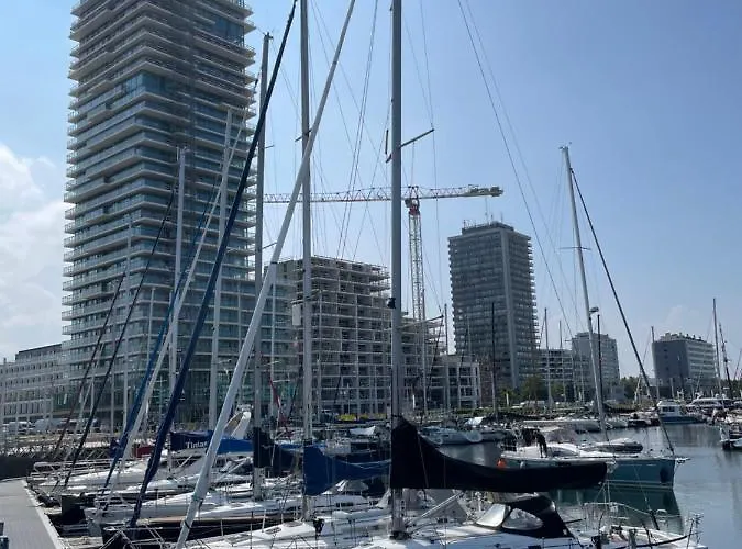 Gezellige 1 Slaapkamer, 3pers,strand,zee 50m