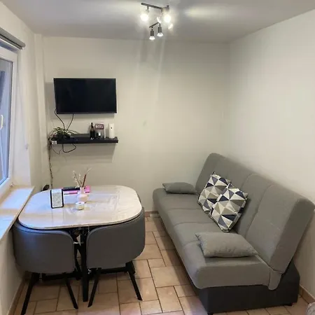 Gezellige 1 Slaapkamer, 3pers,strand,zee 50m