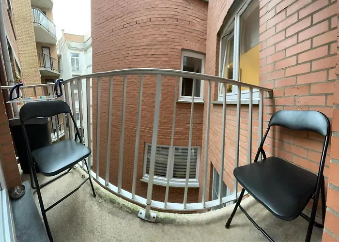 Lejlighed Gezellige 1 Slaapkamer, 3pers,strand,zee 50m